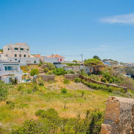 Rua Do Paraiso 15 Oceanview Retreat بيت للعطل كارفويرو